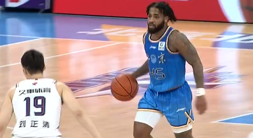 GAME STAR娛樂:北京三軍用命17記三分拖入生死戰:基恩37+10扛全隊 雷矇19分奇兵