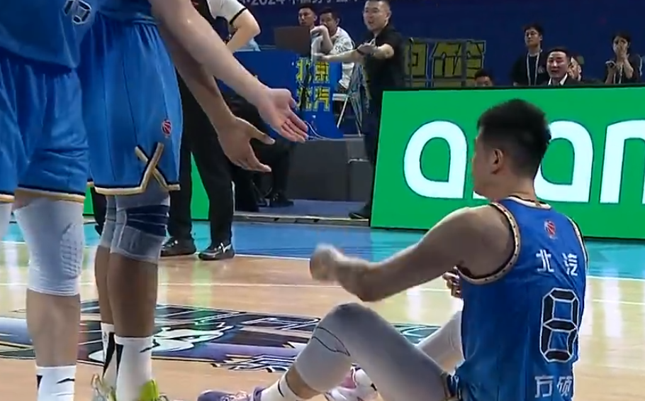 GAME STAR娛樂:北京三軍用命17記三分拖入生死戰:基恩37+10扛全隊 雷矇19分奇兵